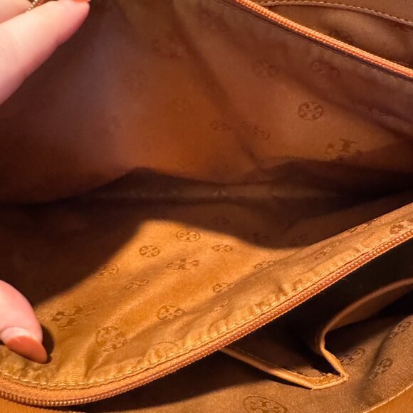 Tory Burch York Small Buckle Tote - Picture 9 of 10